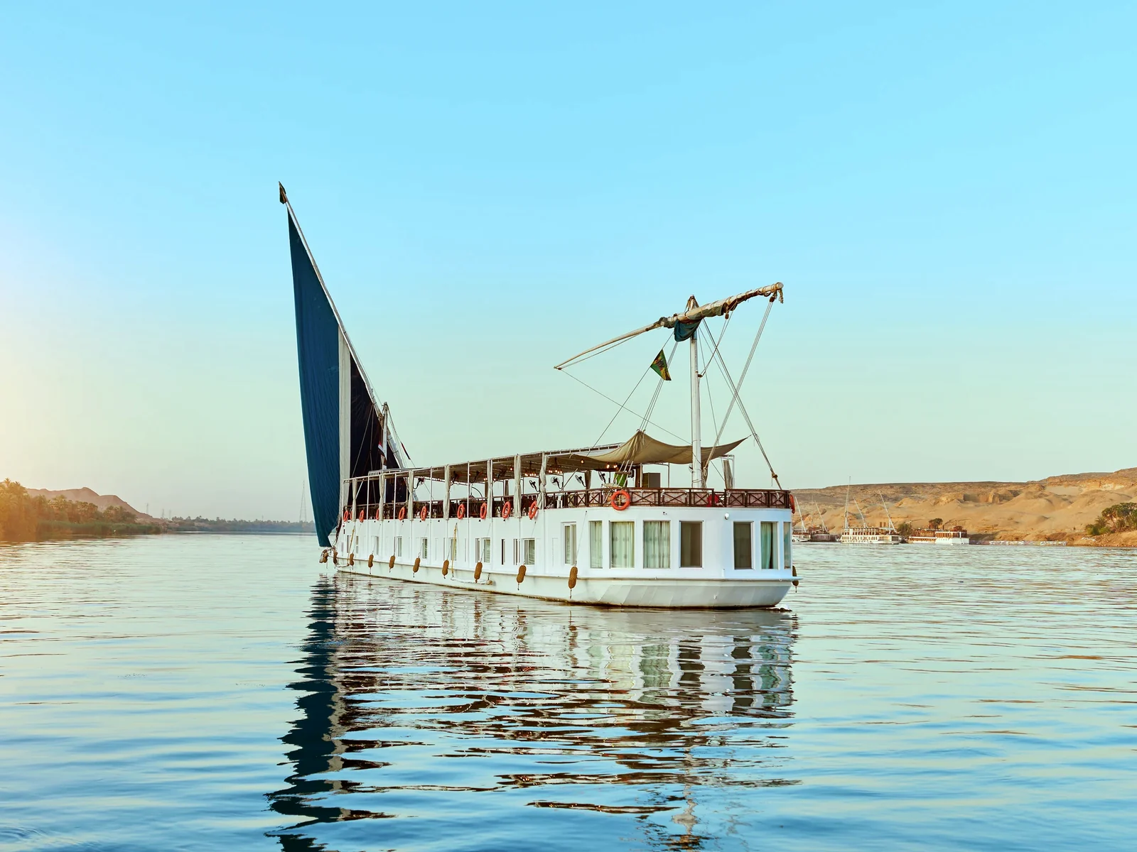 Ancient Thebes and embarkation in Esna